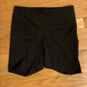 💫🖤Yogalicious Black Gym Shorts🖤💫